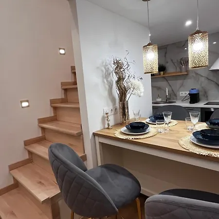 Apartment Carina Family Downtown Near M3 Metro Budapest